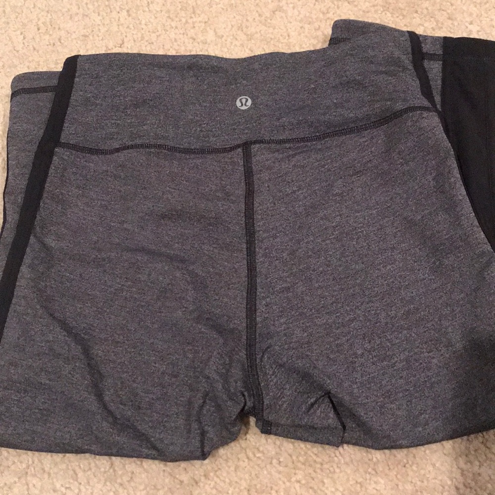 Lululemon Squad GoalS Crop Leggings 17” Heather - Picture 5 of 7